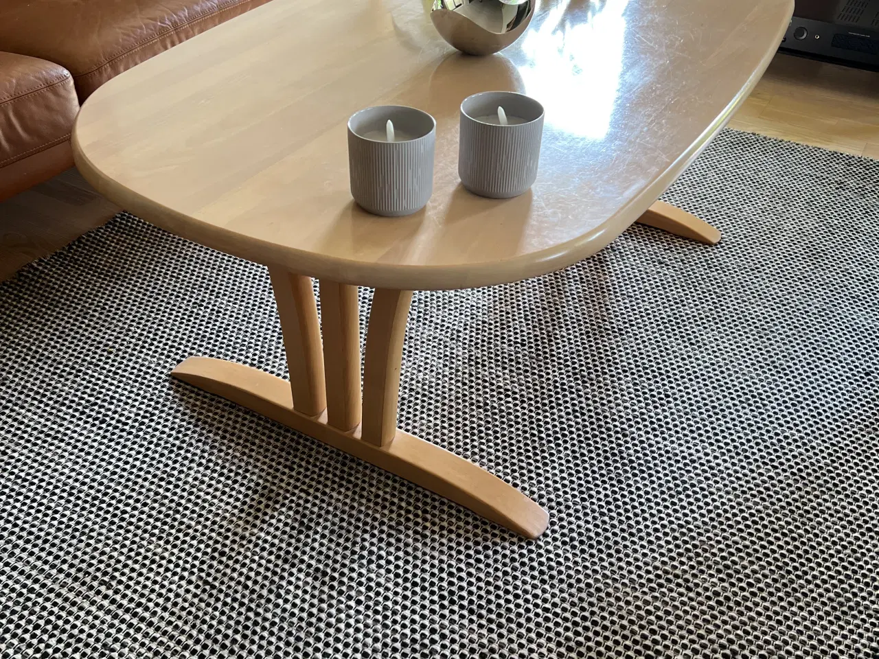 Billede 2 - Sofabord lidt brugt, bøg