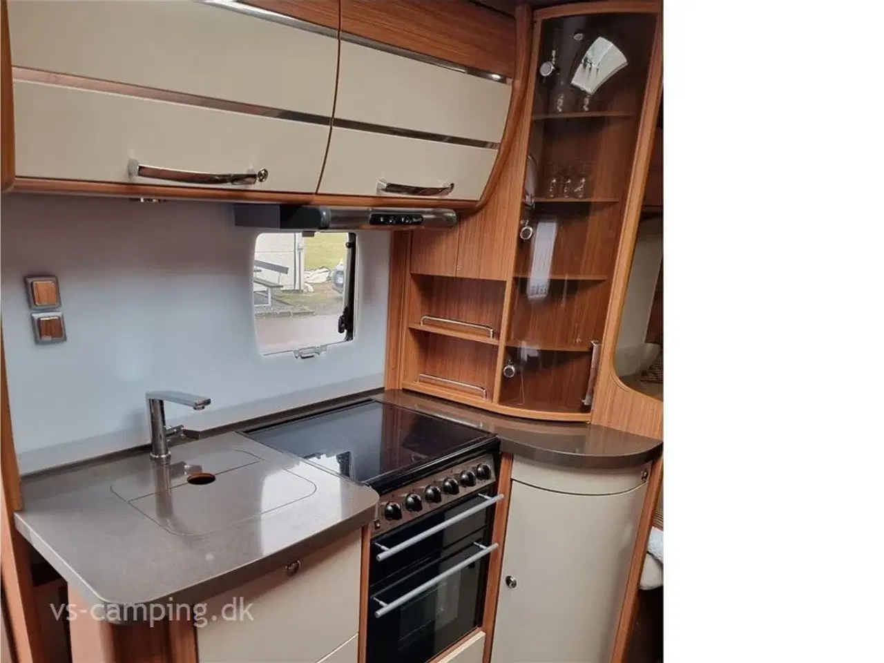 Billede 9 - 2012 - Adria Alpina 563 UL   VELHOLDT VINTERVOGN MED RUNDSIDDEGRUPPE I LÆDER