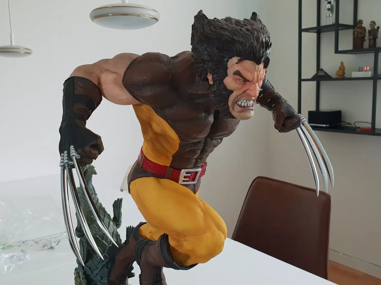 Billede 2 - Wolverine (Brown) statue XM Studios