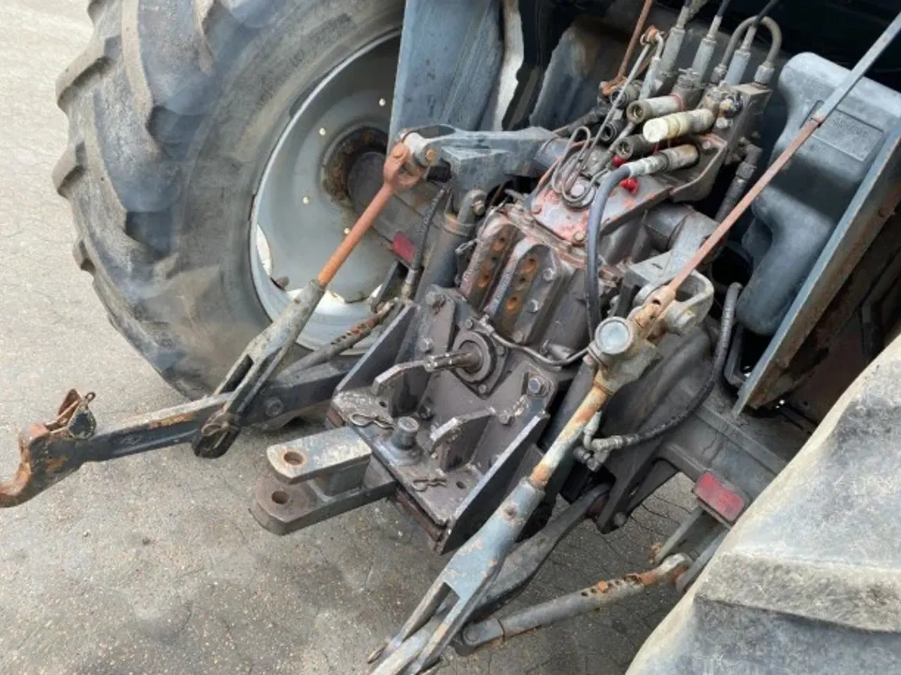 Billede 6 - Massey Ferguson 3060 (Brandskadet) Export