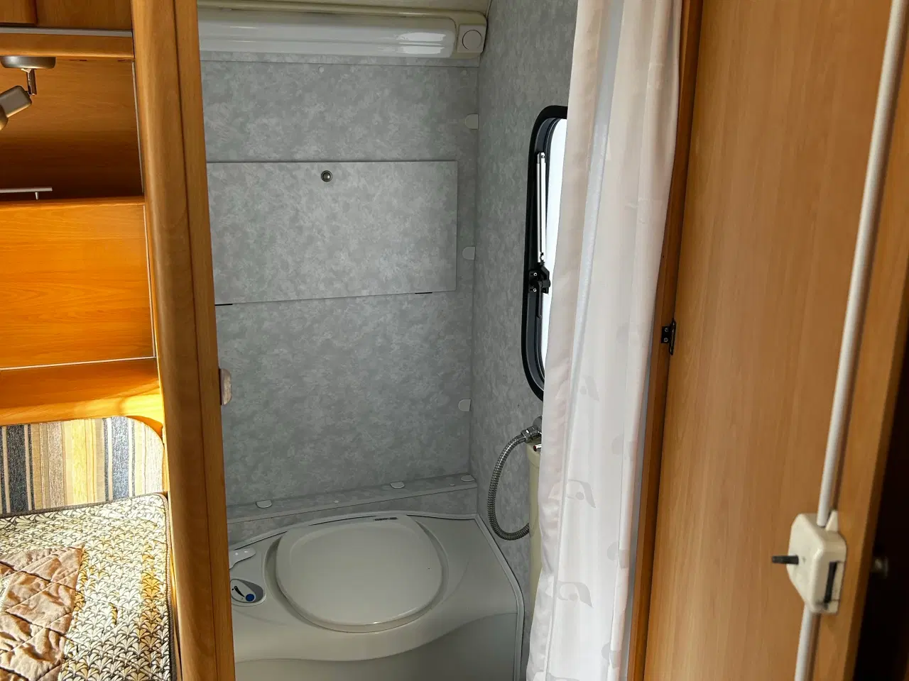 Billede 7 - Fin og velholdt campingvogn