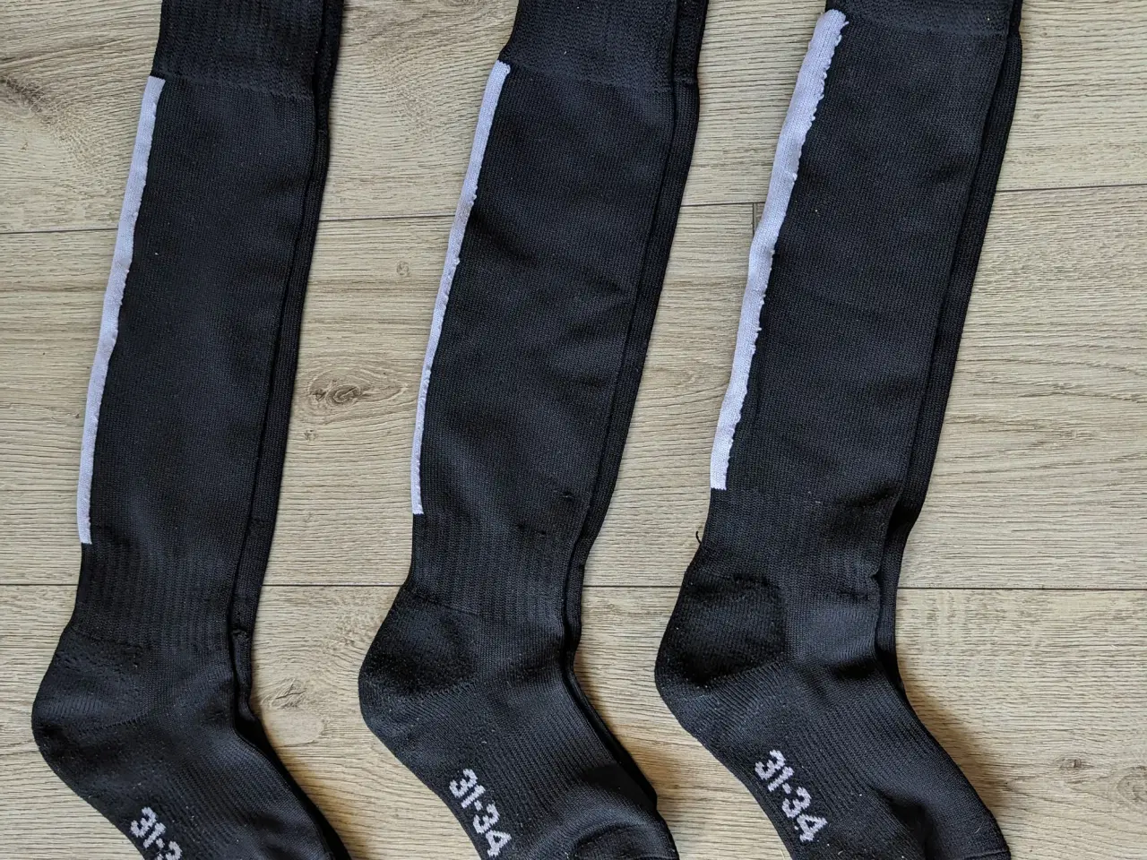 Billede 1 - Rezo fodboldstrømper str. 31-34