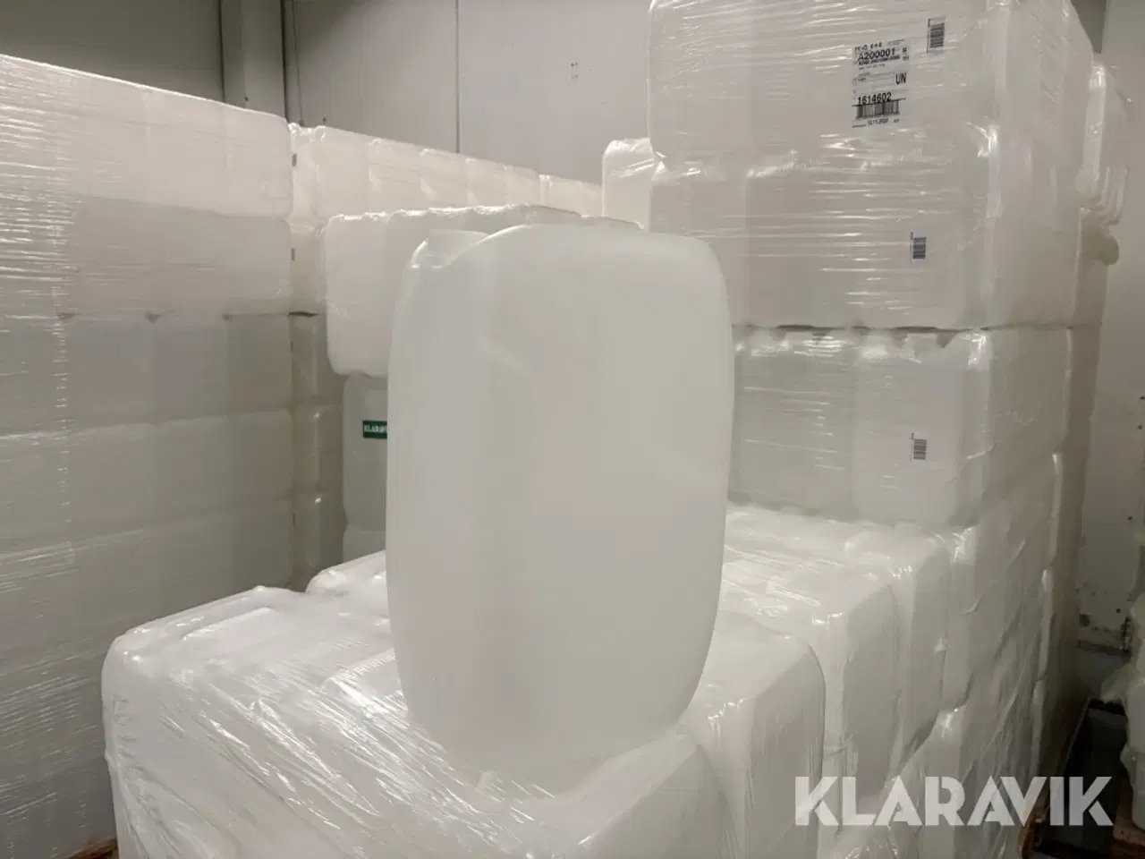 Billede 5 - Plastikflasker Promens 1100G LA - 13 paller af 60 stk