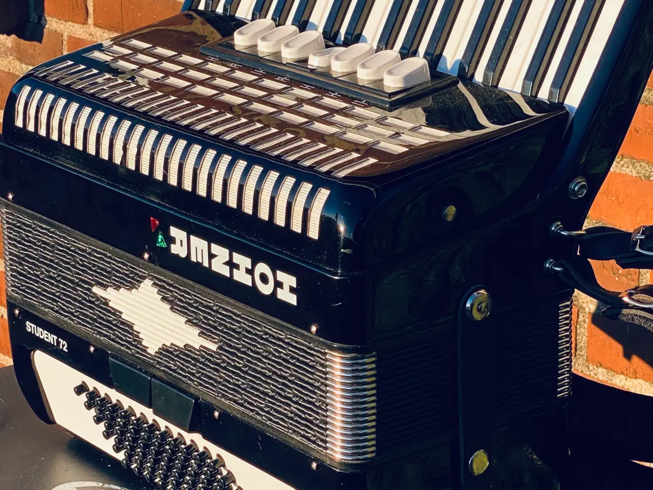 Billede 12 - Hohner Student 72 – allround harmonika sælges fra 