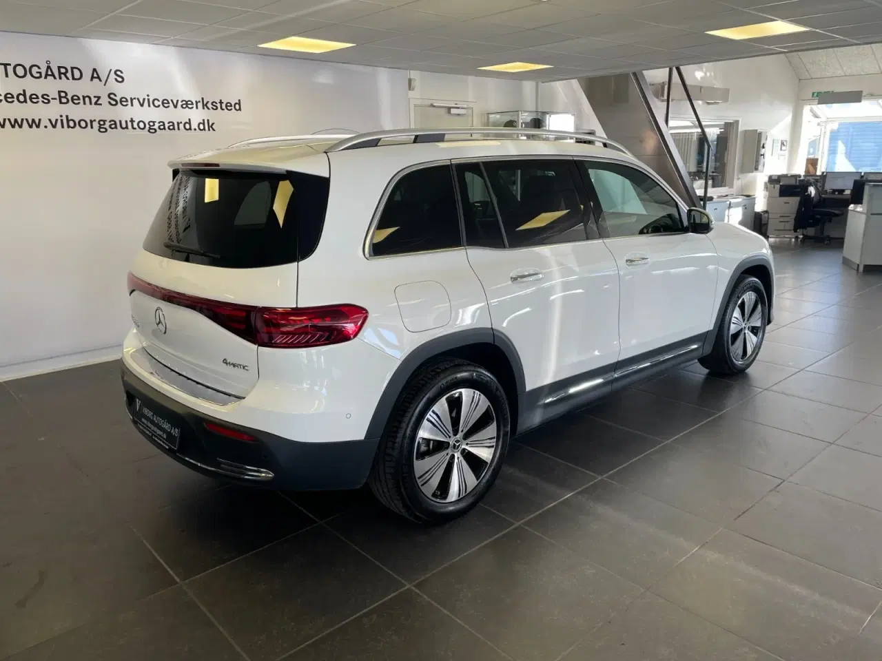 Billede 4 - Mercedes EQB300  Progressive 4Matic