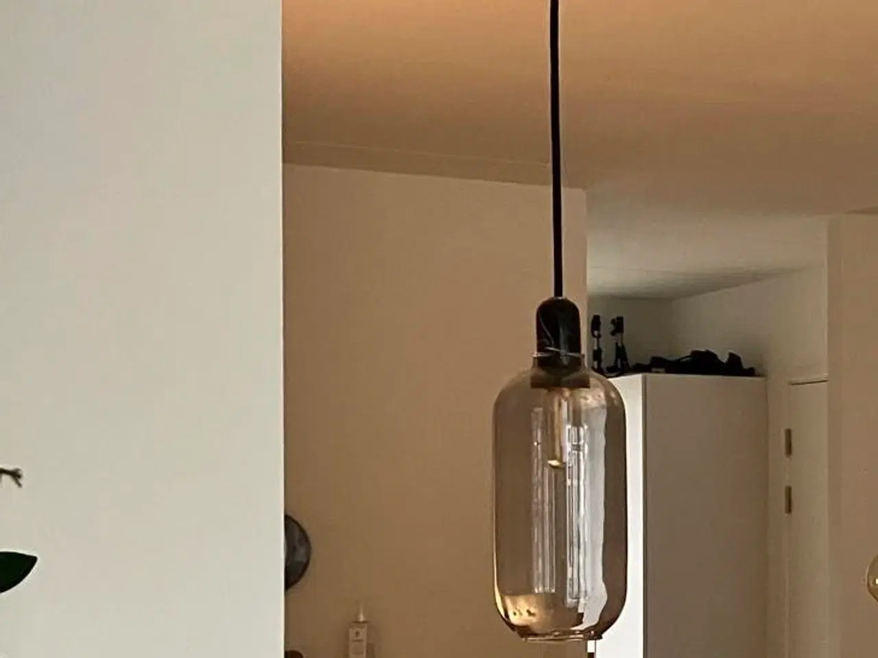 Billede 2 - 2 loftlamper i glas