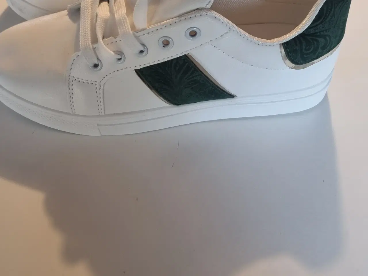 Billede 2 - Sneakers/ Vanting 