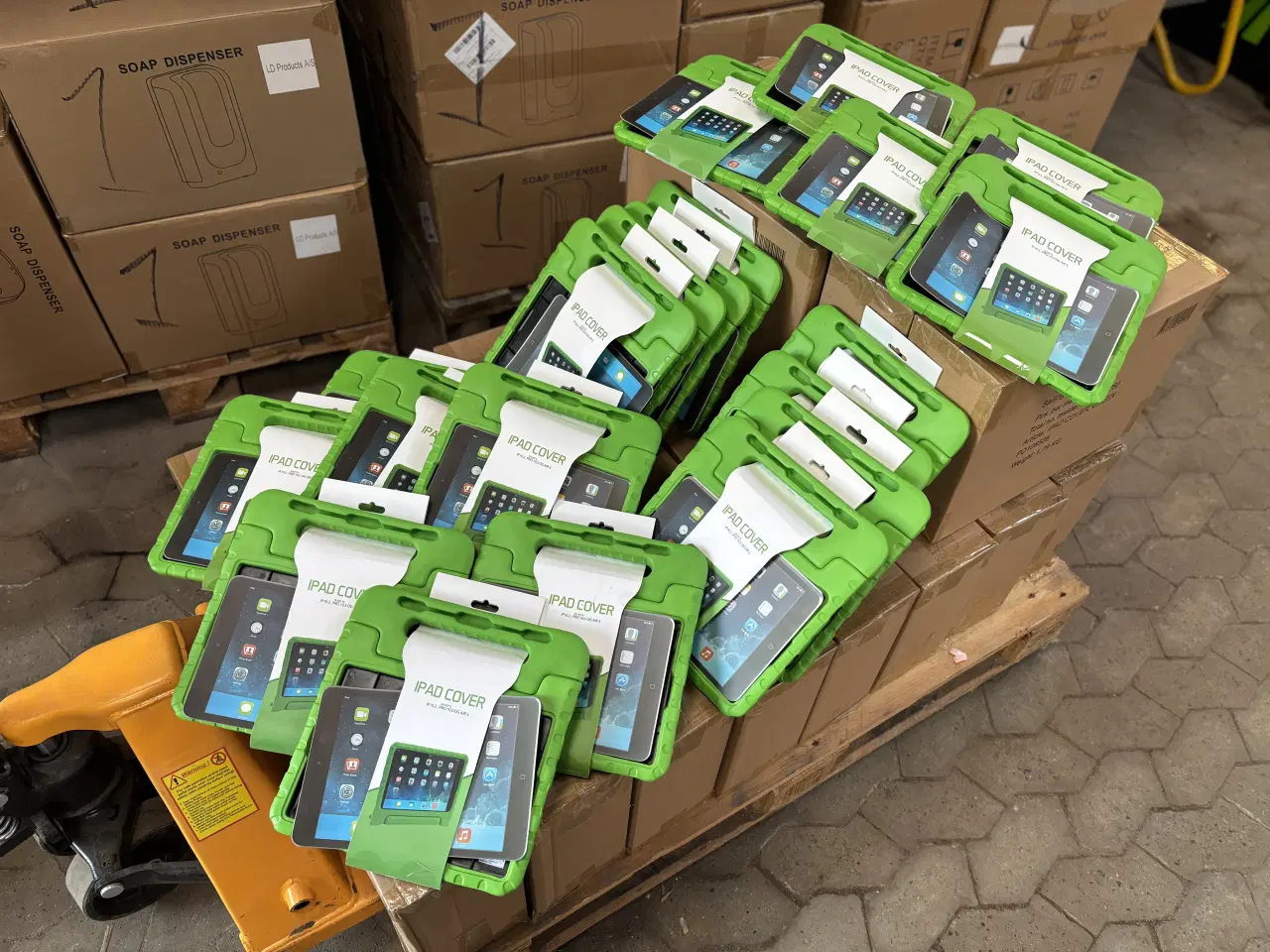 Billede 1 - iPad cover - Pris 20 kr pr stk