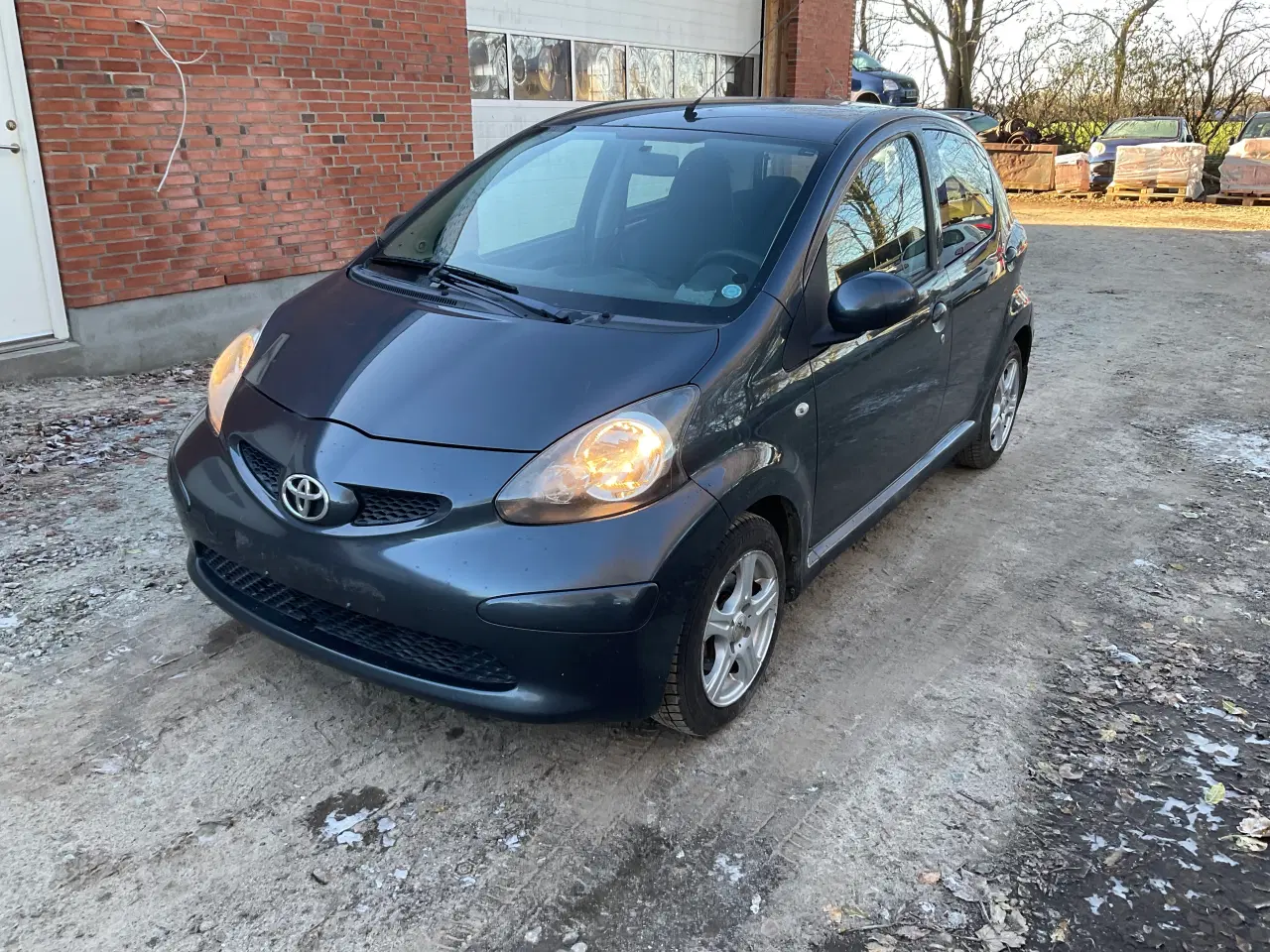 Billede 1 - Toyota Aygo 1.0 nysynet , Udlejes