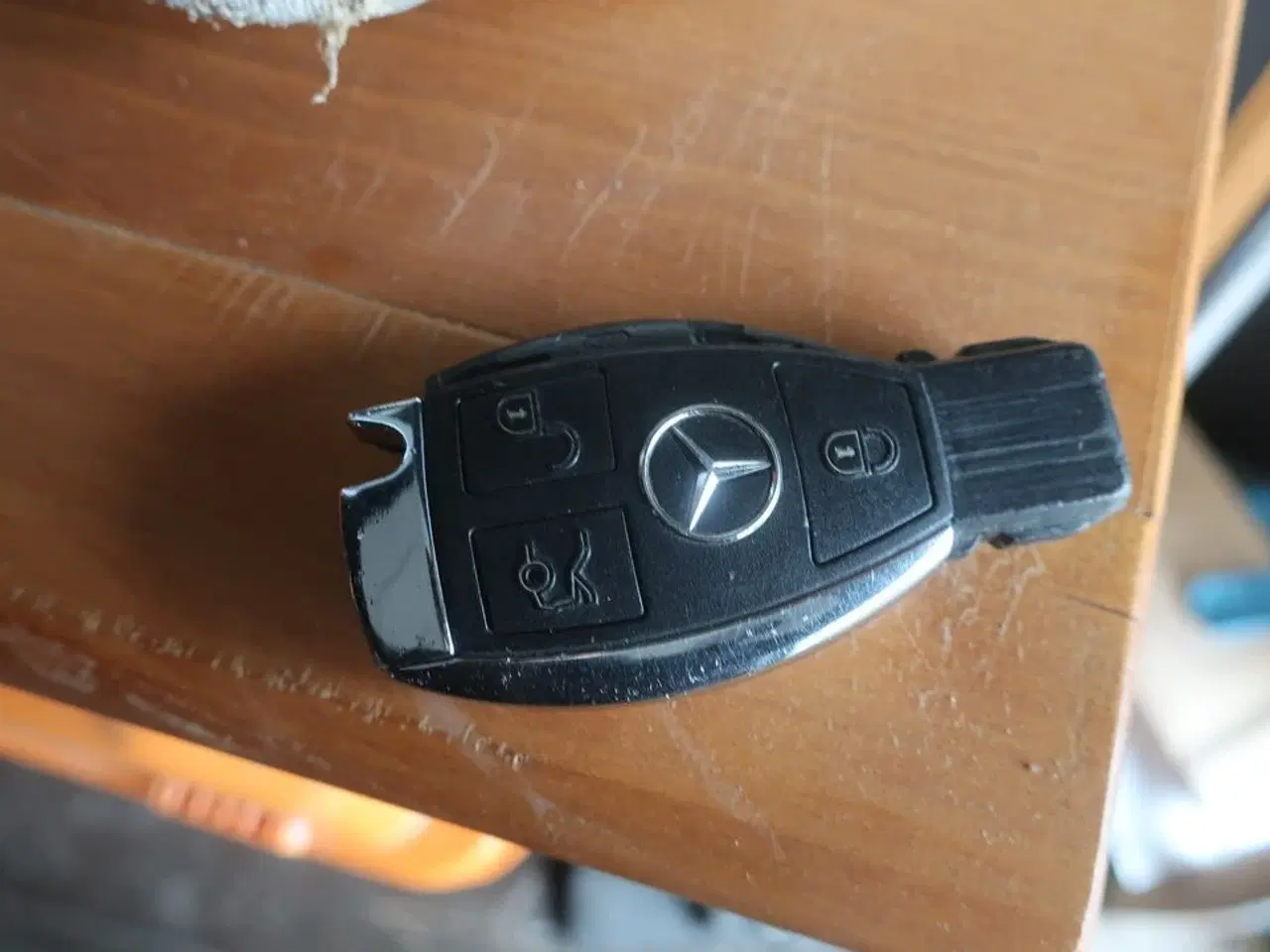 Billede 35 - Personbil MERCEDES E220 Bluetec diesel (momsfri) (uden afgift)