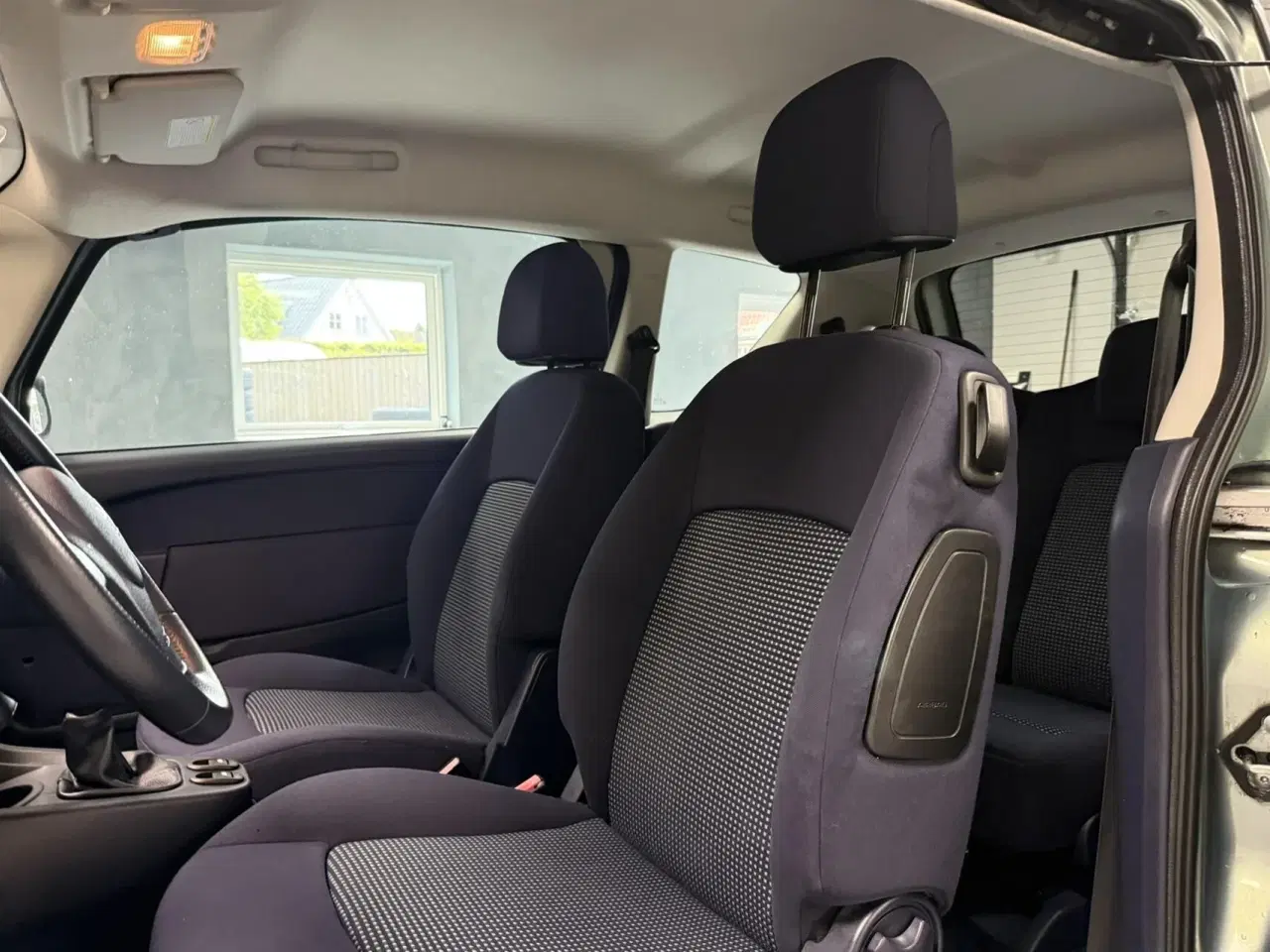 Billede 13 - Peugeot 1007 1,4 Dolce 75HK