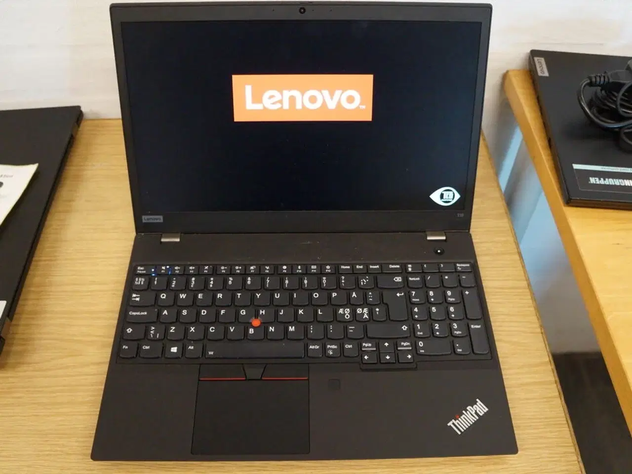 Billede 1 - Computer LENOVO TP00104C
