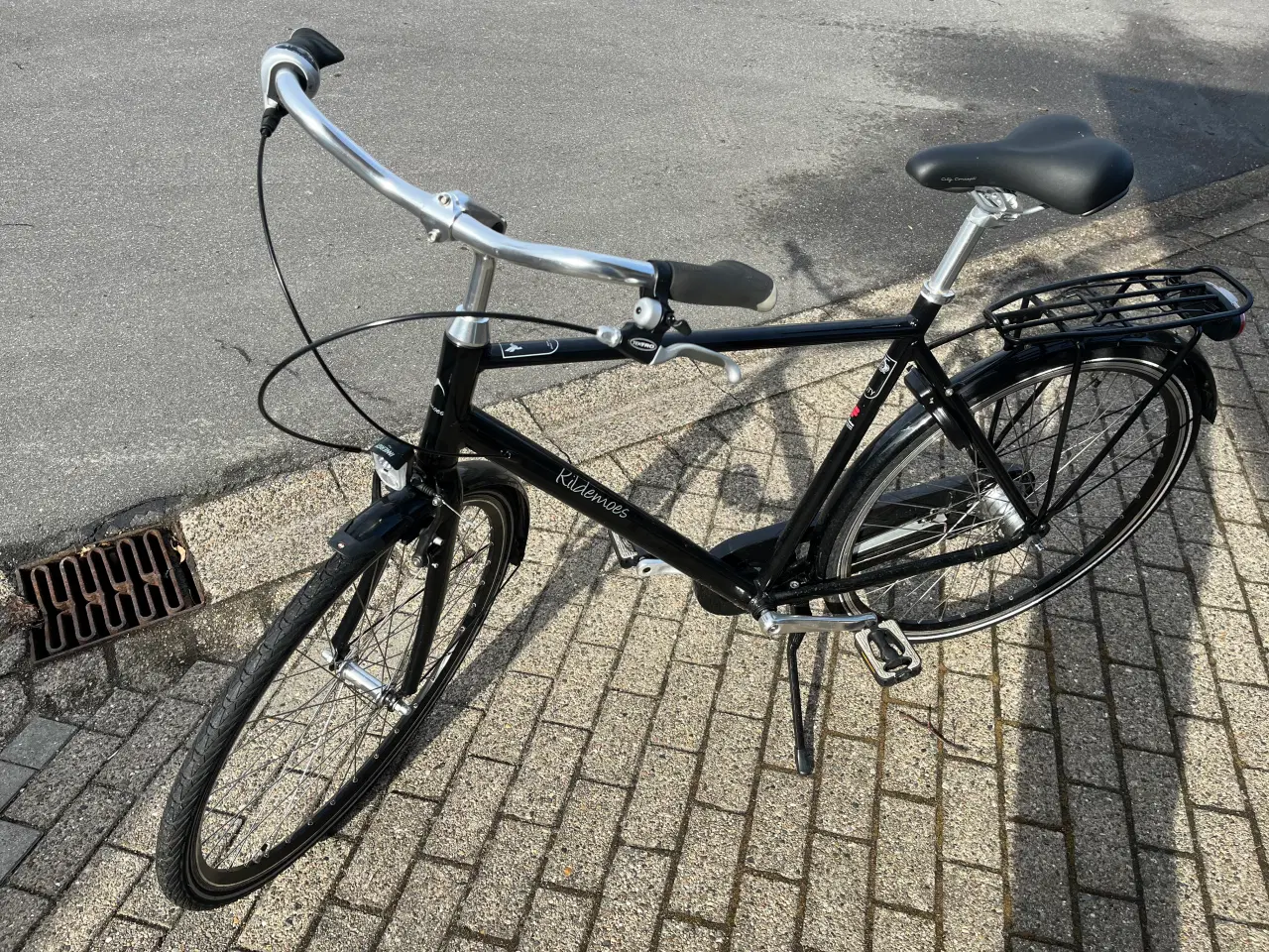 Billede 1 - Knap Brugt, God Stand