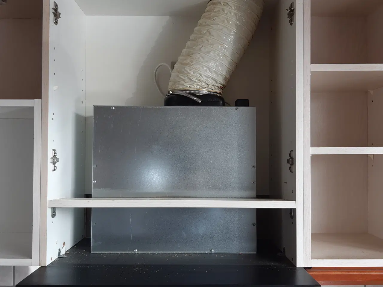 Billede 1 - Silverline PE412 emhætte med aftræk