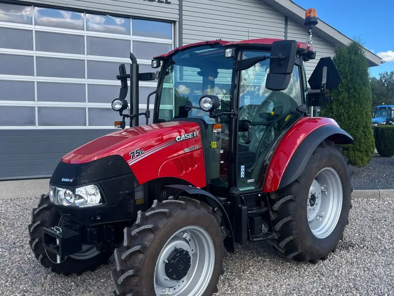 Billede 2 - Case IH Farmall 75C Ny overgemt traktor, med fabriks garanti på.
