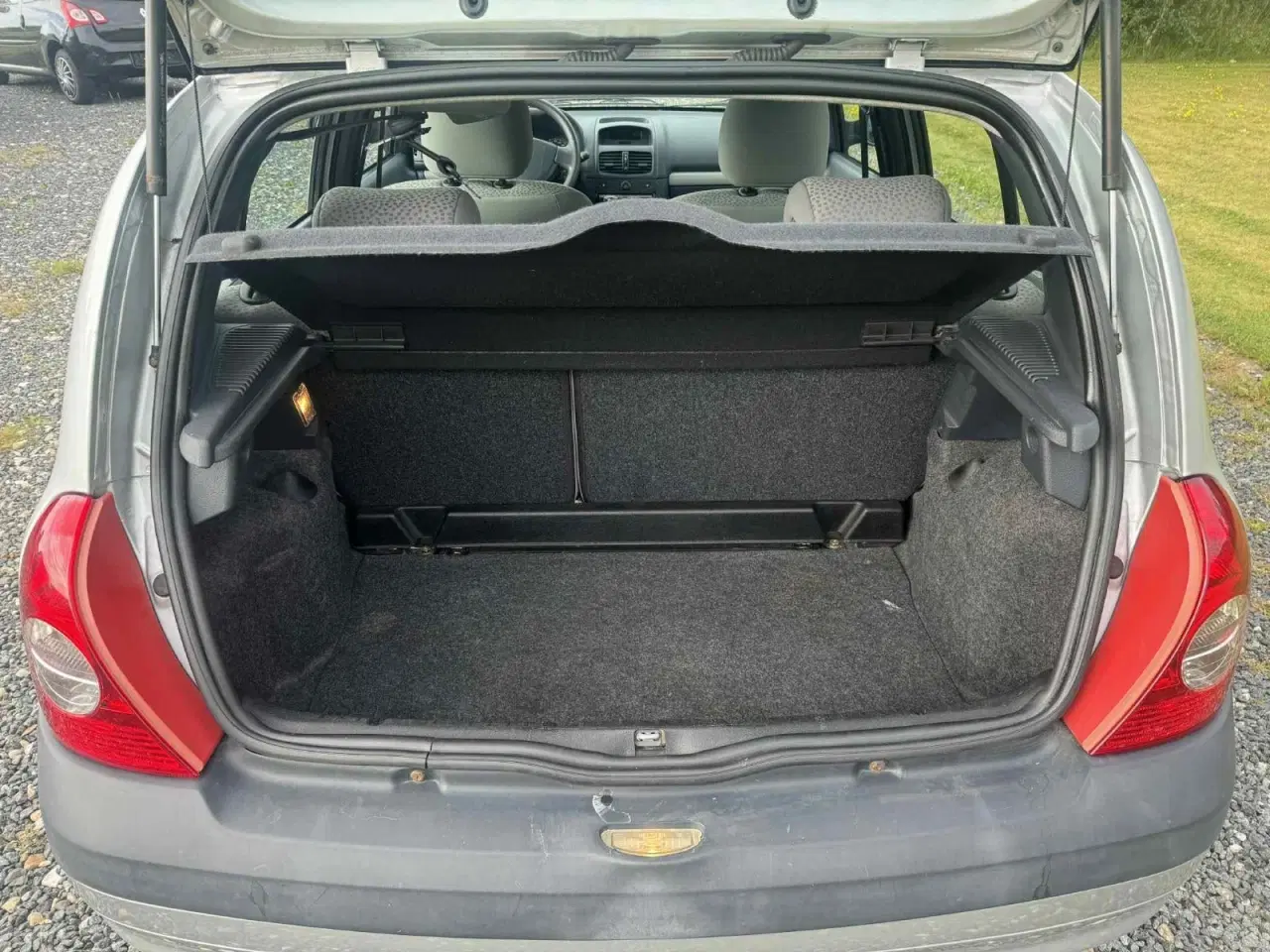 Billede 11 - Renault Clio II 1,2 8V Storia