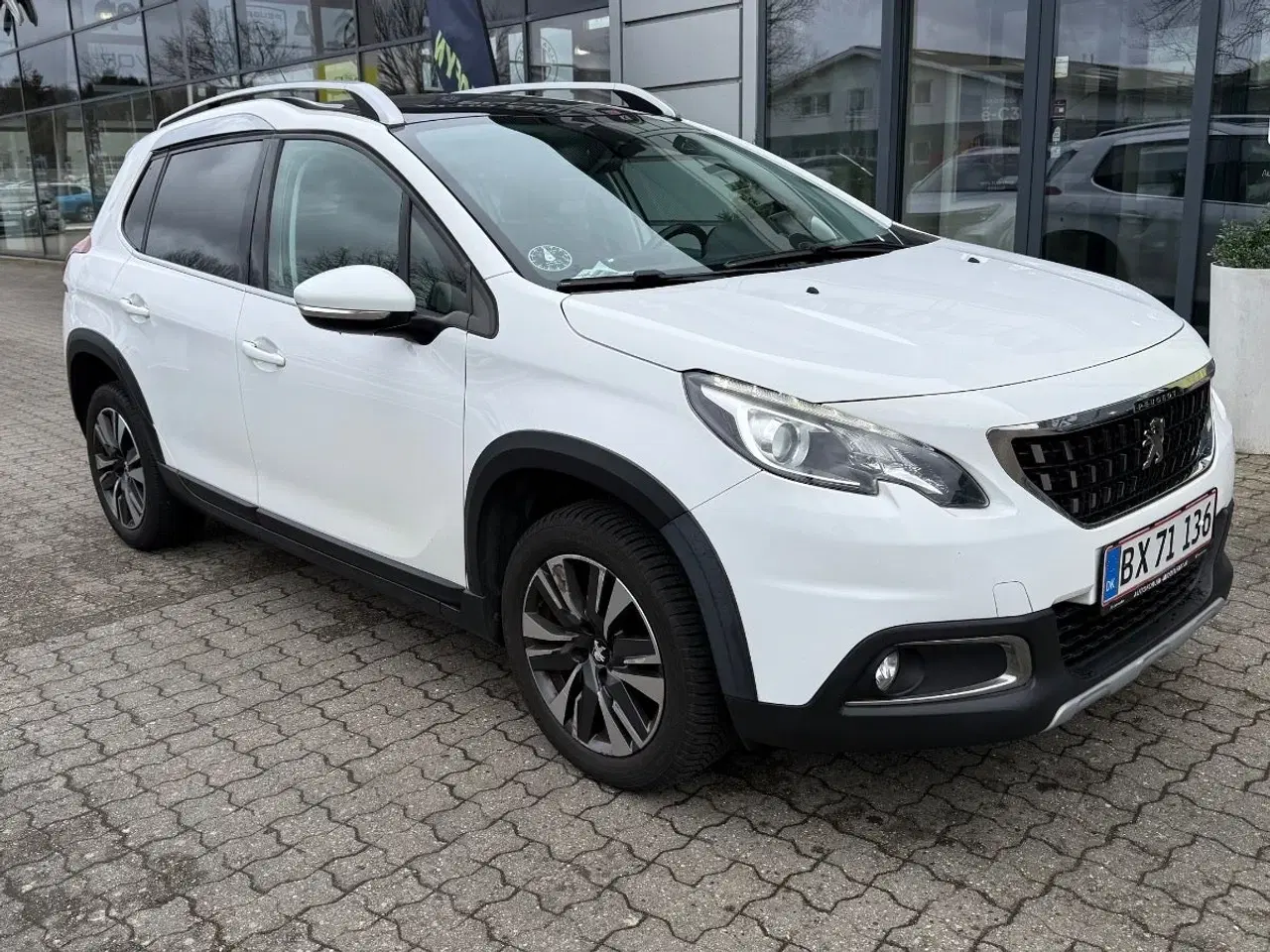 Billede 2 - Peugeot 2008 1,6 BlueHDi 100 Allure Sky