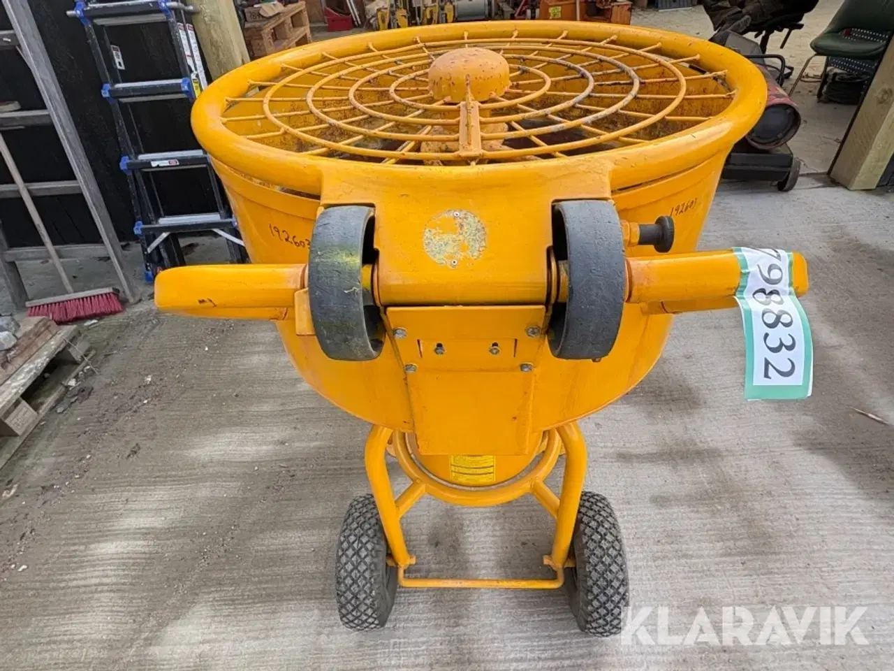 Billede 6 - Tvangsblander Baron