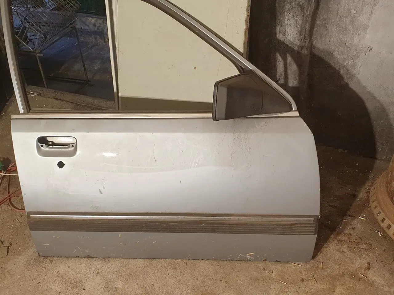 Billede 1 - 3 stk. Opel Rekord døre og bagklap.