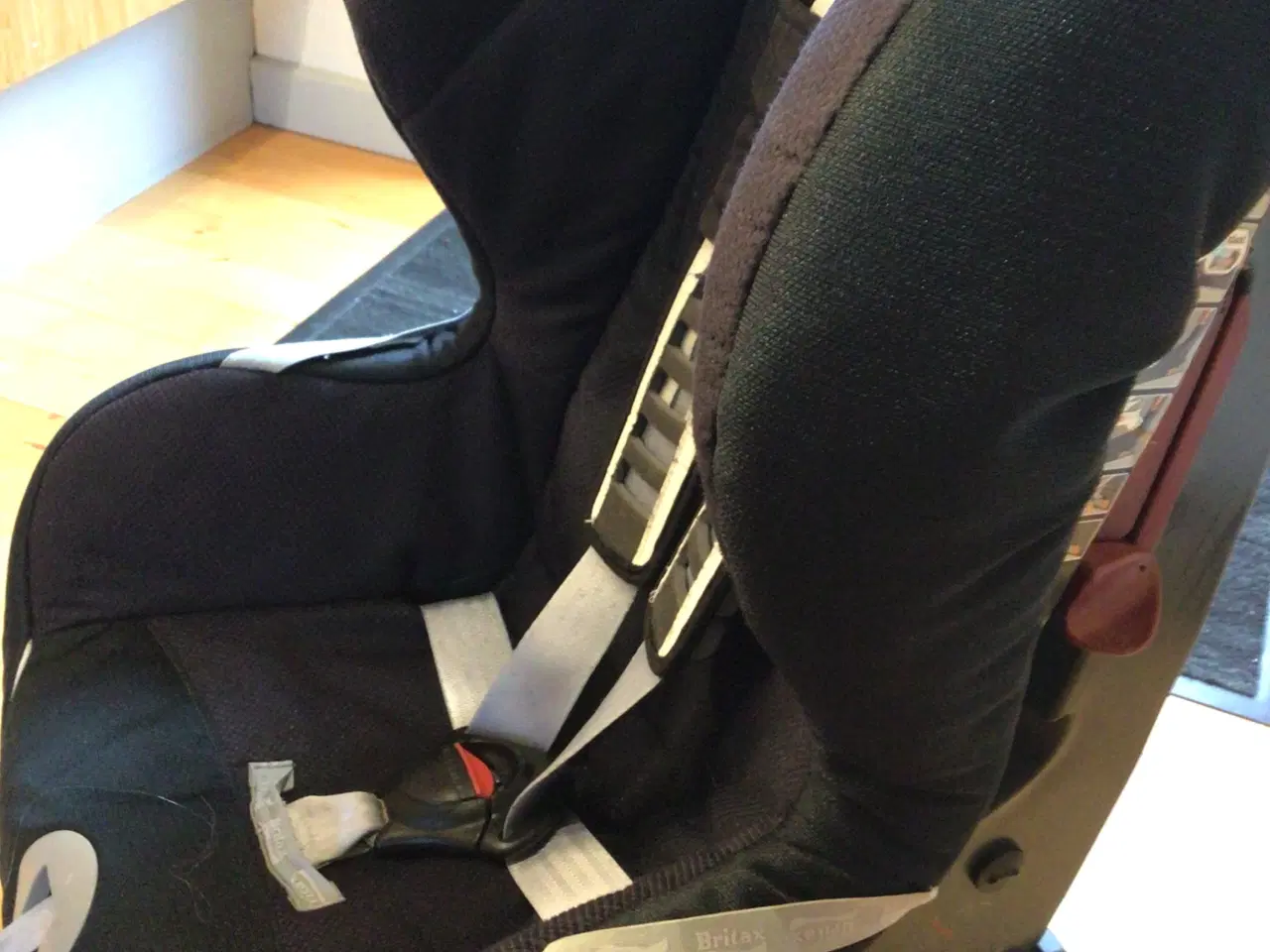 Billede 8 - ((( Britax Römer autostol 9-18 kg m. ISOFIX )))