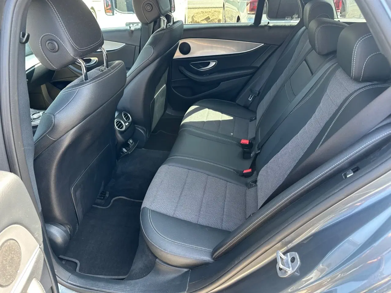 Billede 8 - Mercedes E220 d 2,0 Avantgarde stc. aut.