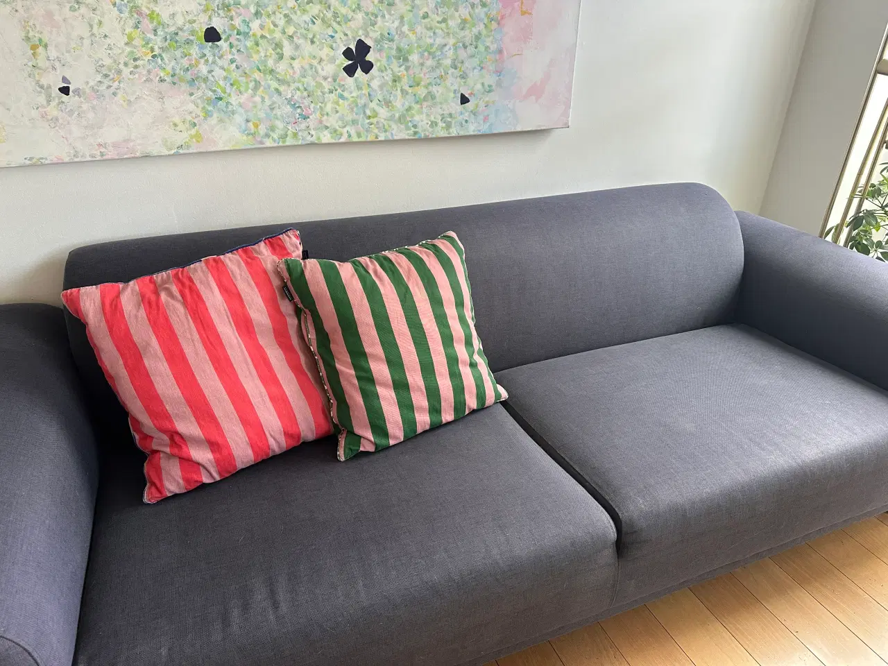 Billede 2 - Gratis 3 personers sofa, skal hentes på Østerbro 