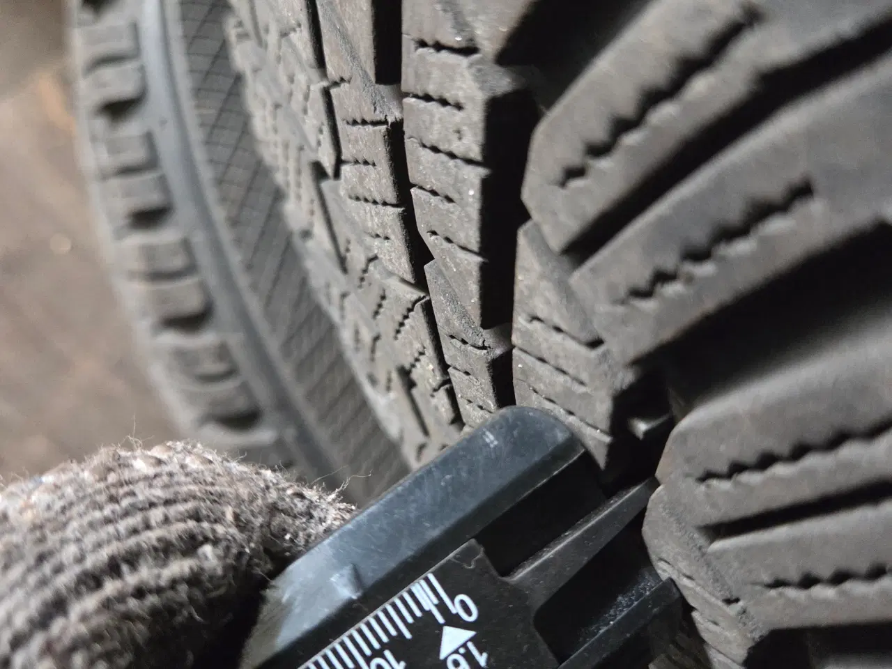 Billede 5 - Fælge med dæk