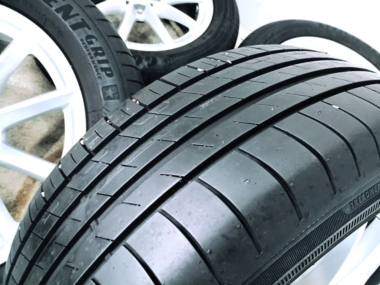 Billede 5 - 5x112 17" ET52 nav 66,6ø BMW sommersæt inkl.TPMS