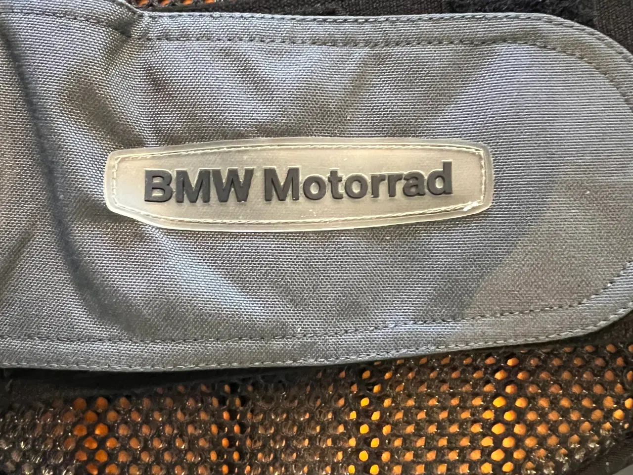Billede 5 - BMW rygskjold 