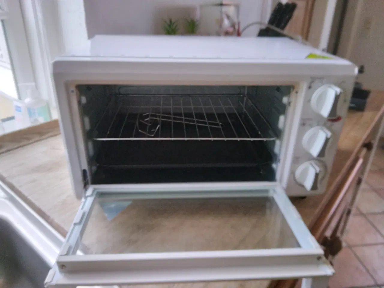 Billede 1 - Bordovn, lille  14 liters, mrk. KORONA 