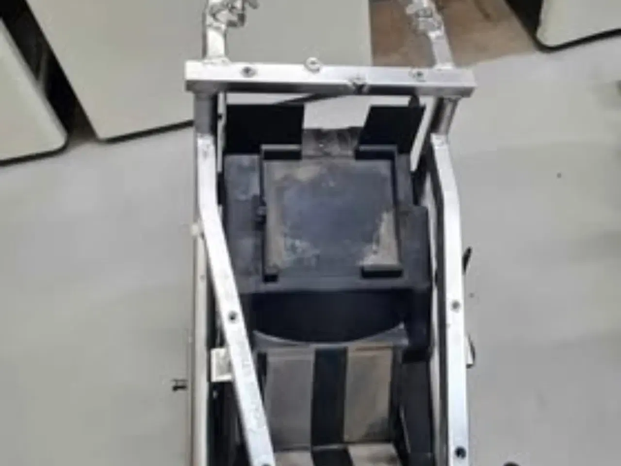Billede 6 - Ricambi glasfiber bagende TL1000S/R