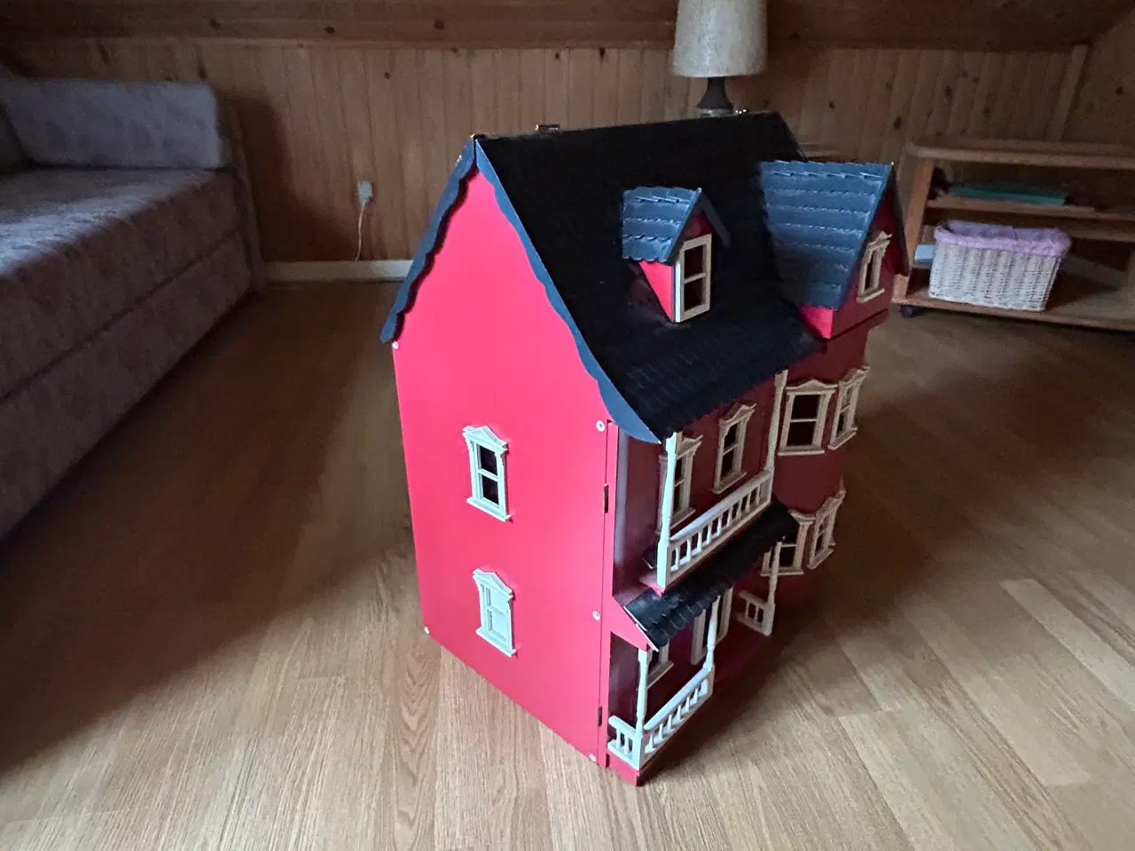 Billede 3 - Dukkehus 