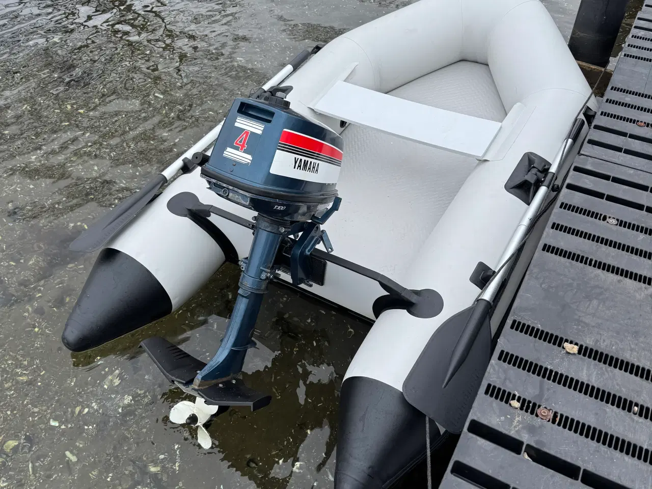 Billede 5 - Gummibåd med 4hk yamaha 2 takts kort ben