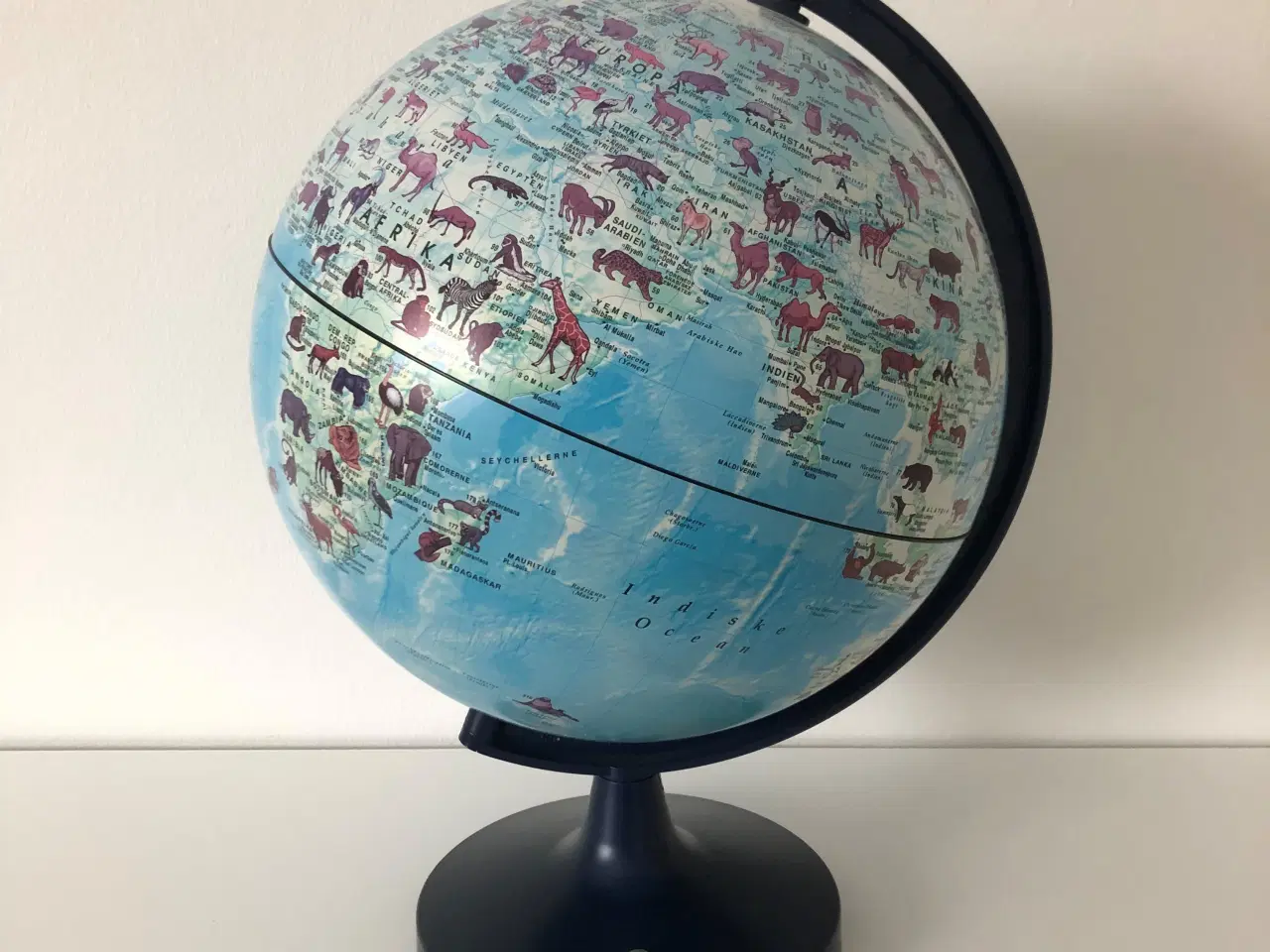 Billede 1 - Globus lampe m/ dyr