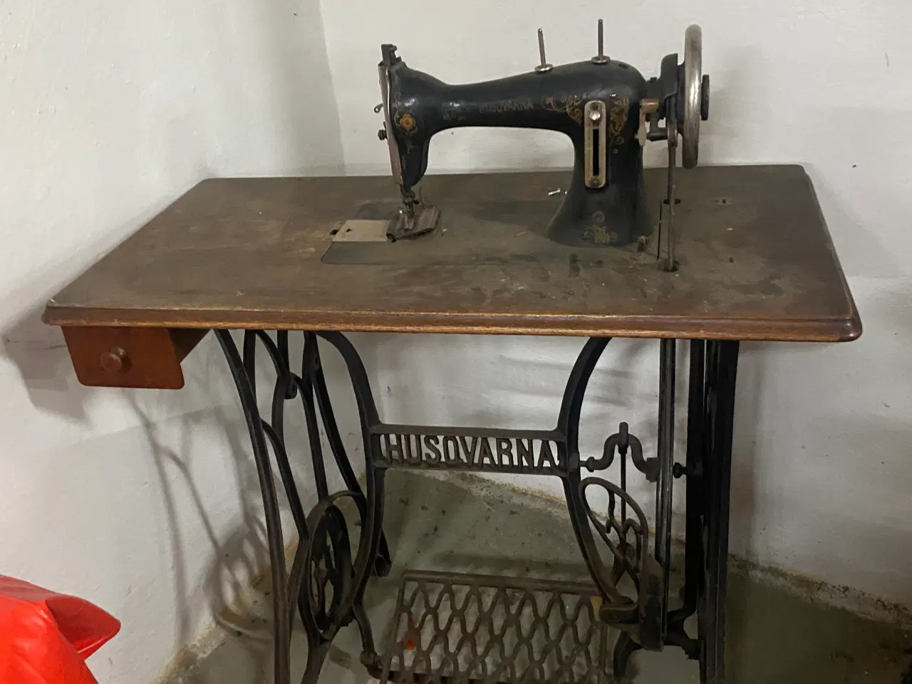 Billede 1 - Gammel singer symaskine 