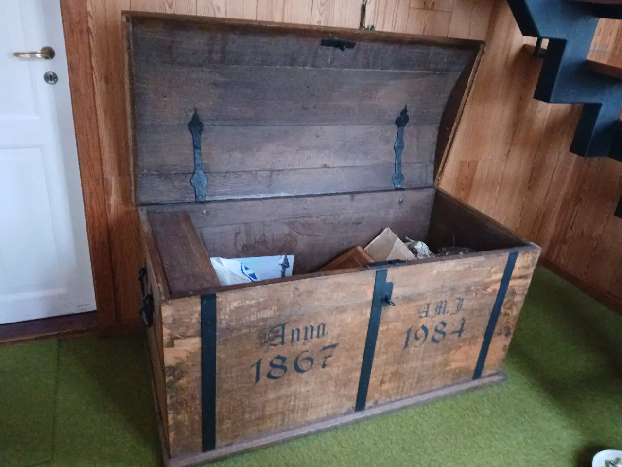 Billede 2 - Antik Egetræskiste