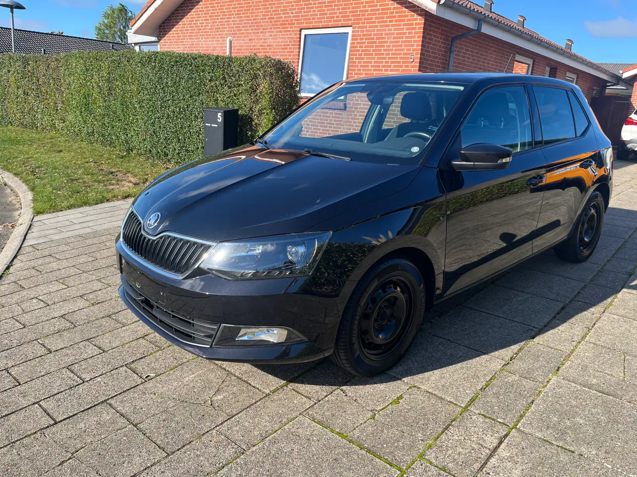 Billede 1 - Skoda Fabia benzin kørt 110.000km 
