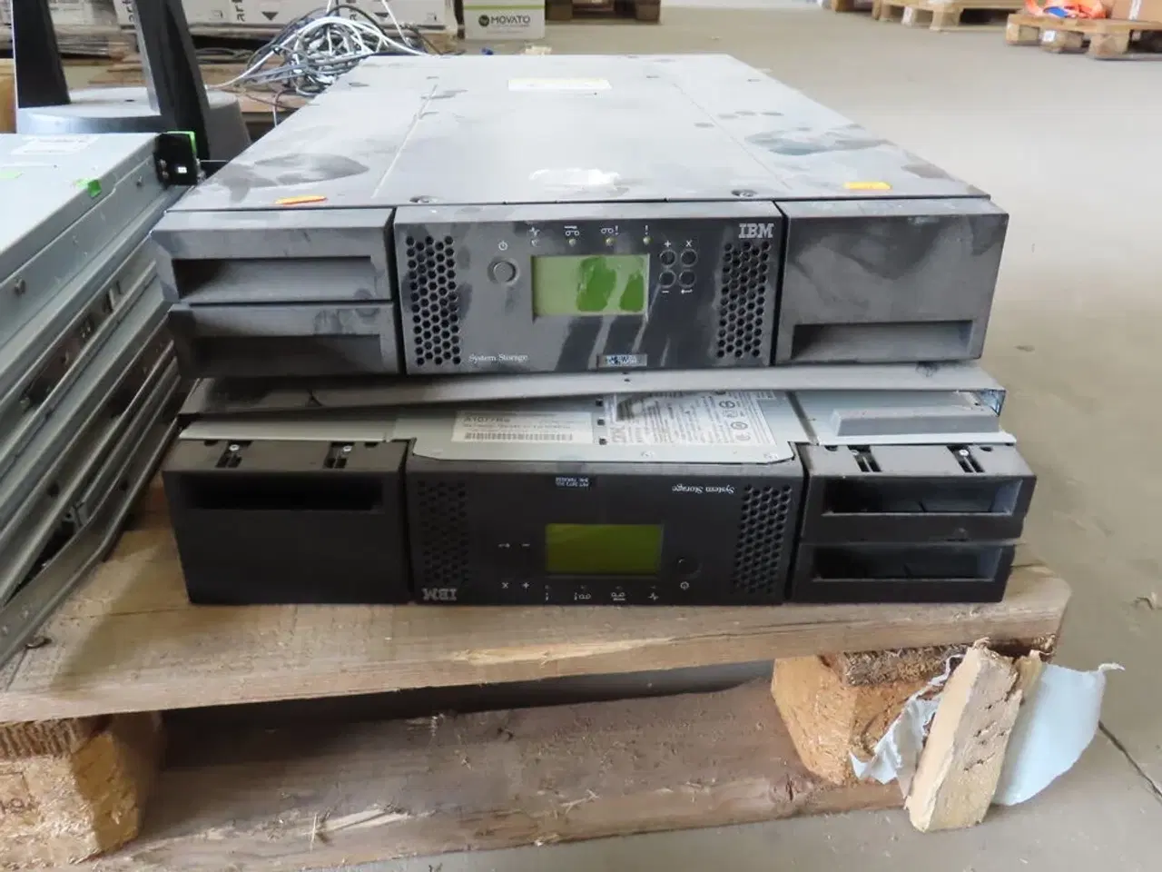 Billede 1 - 2 stk. UPS IBM (Forsendelse ikke muligt)