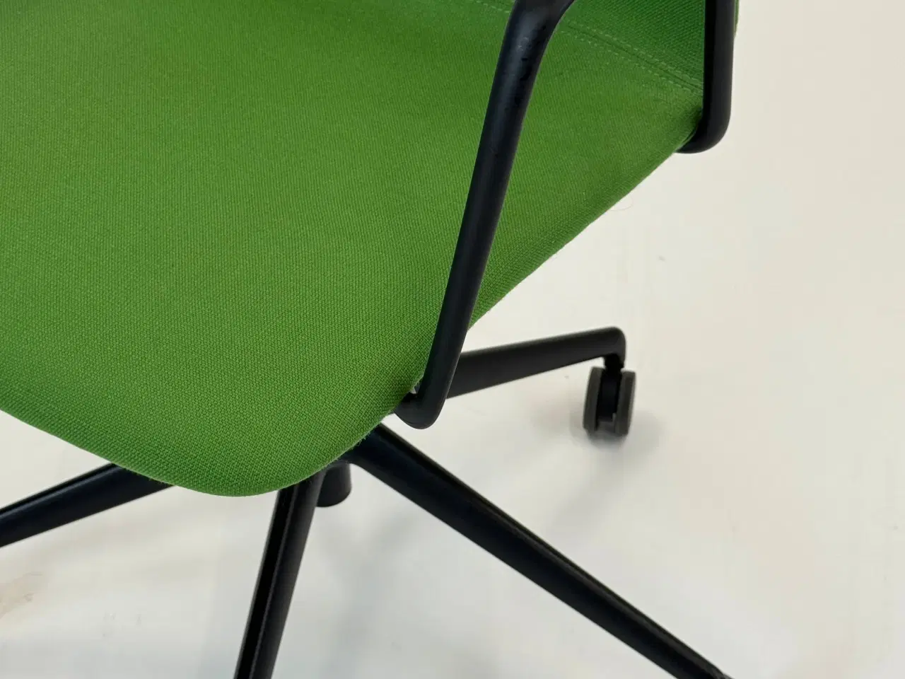 Billede 8 - Savir Design | Gate Reflect Mødestol