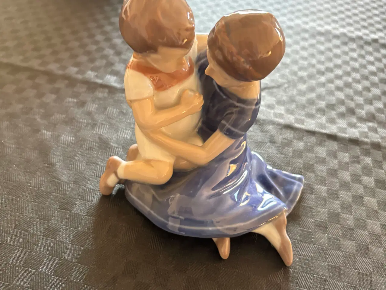 Billede 5 - B & G figur med mor og barn