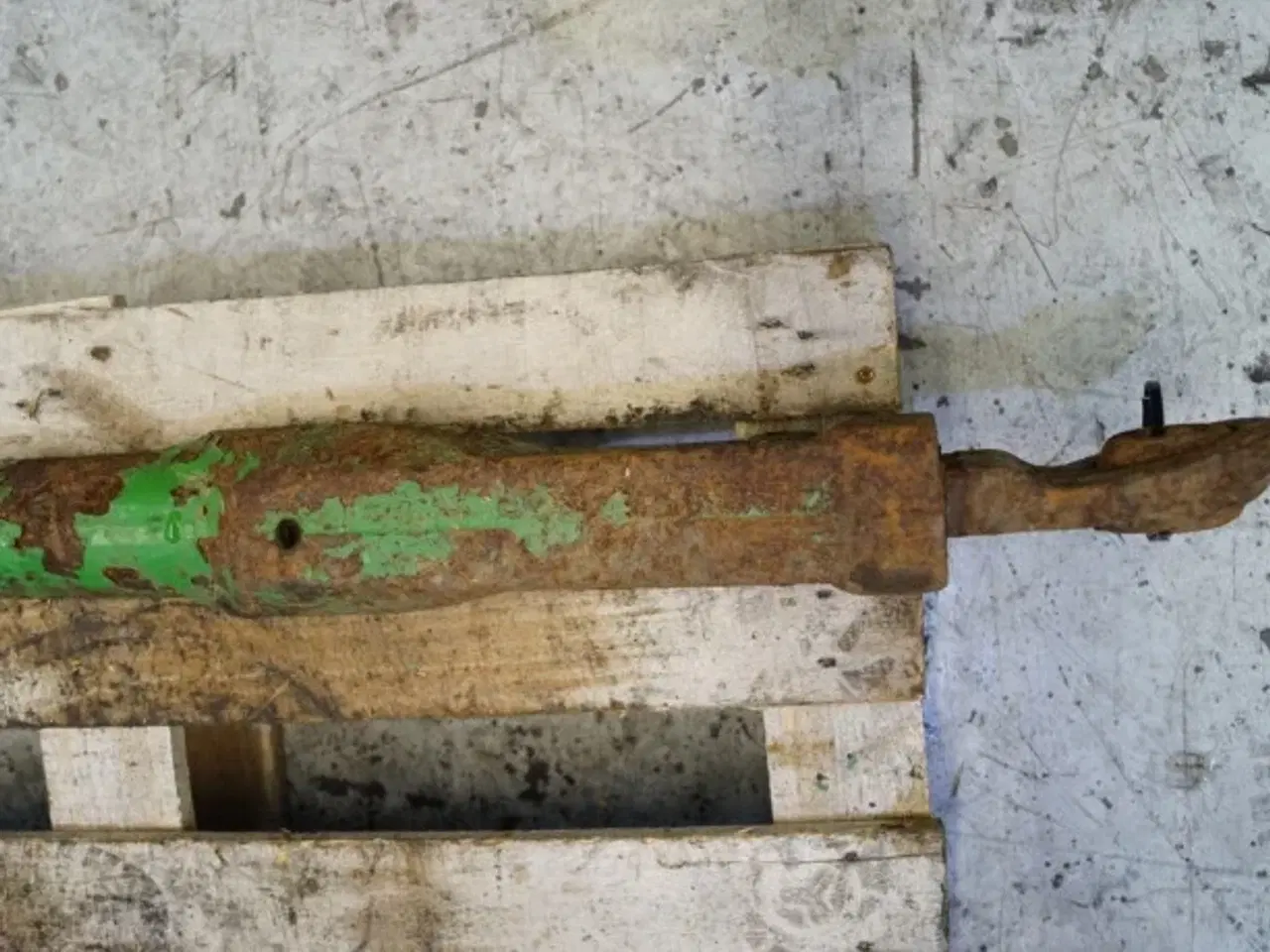 Billede 4 - John Deere 4040 R.H. Liftarm AR80666