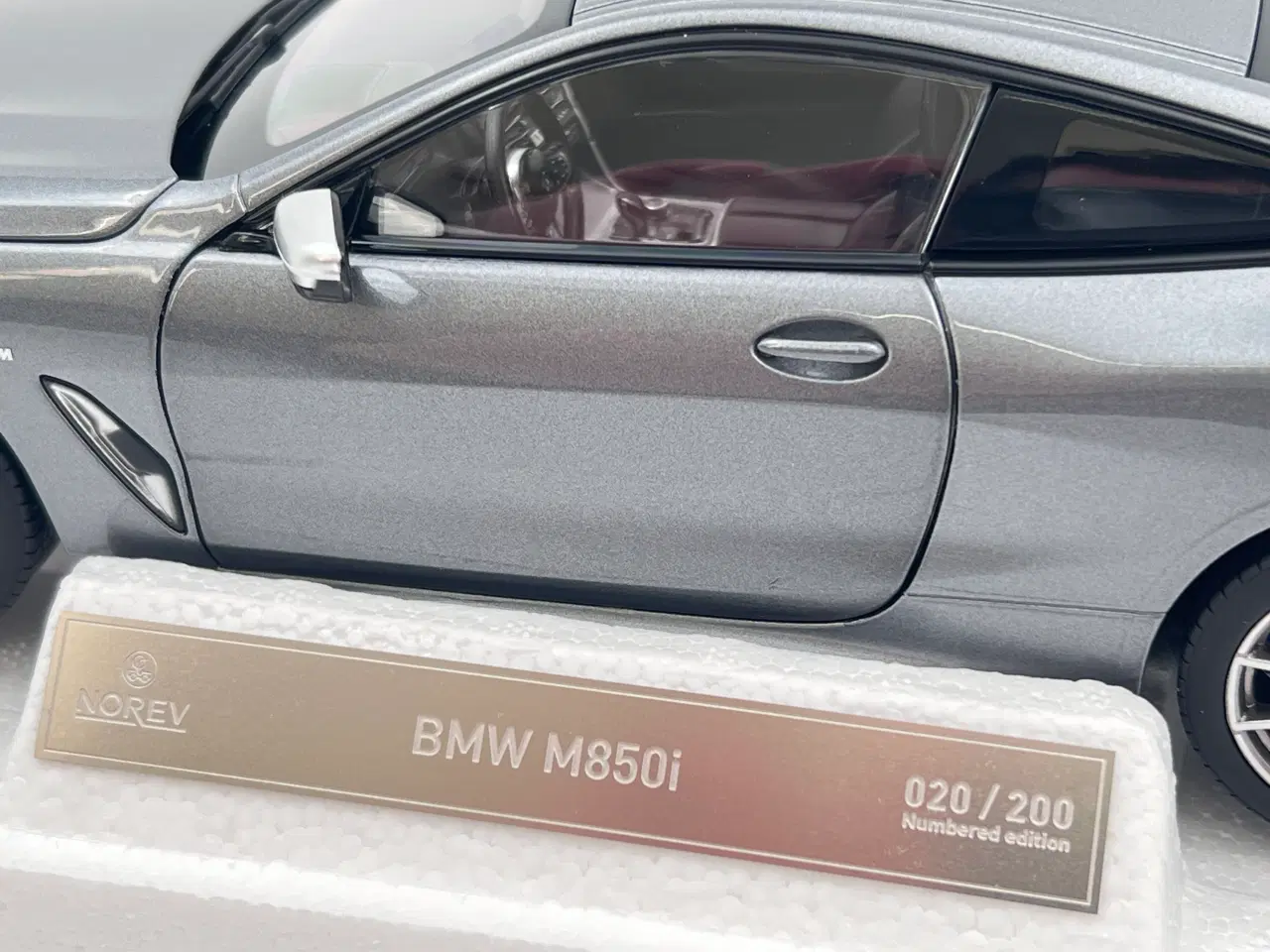 Billede 2 - 2018 BMW M850i Coupe 1:18  Limited Edition 20/200