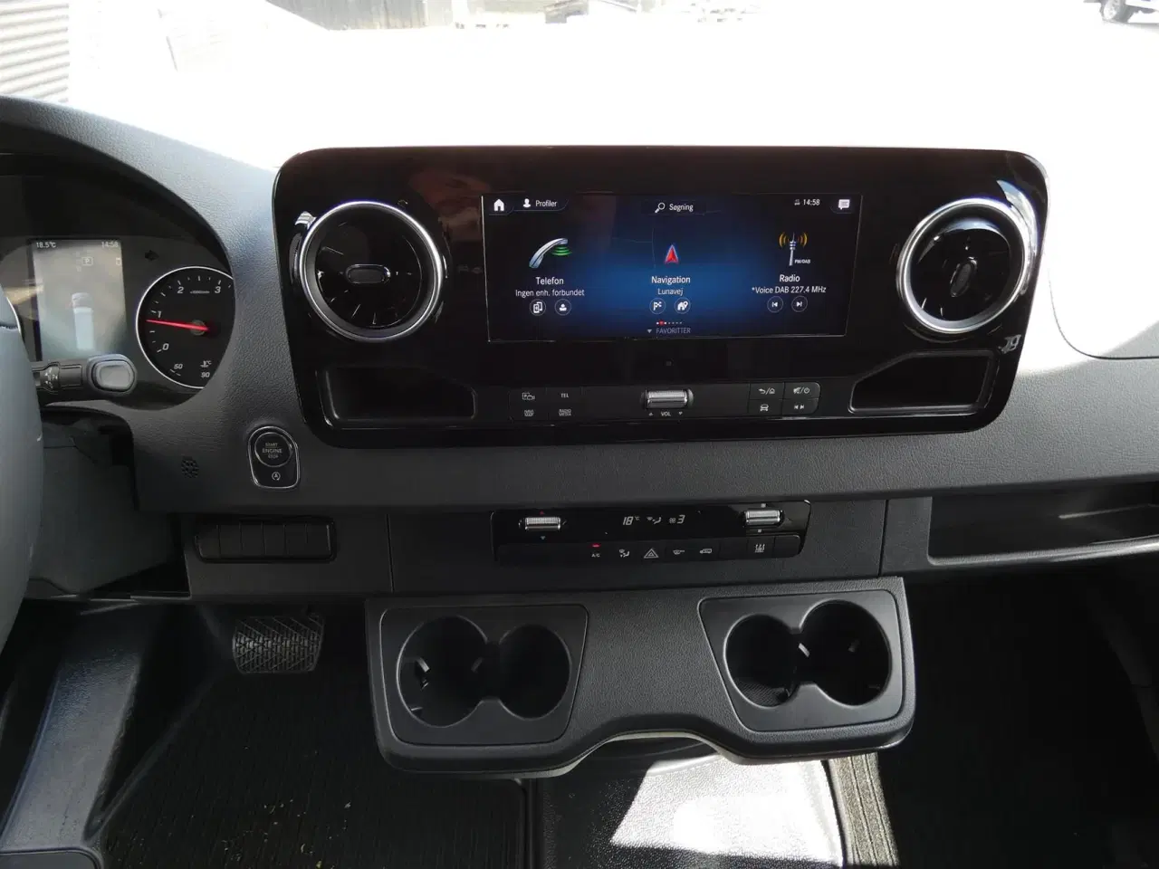 Billede 12 - Mercedes-Benz Sprinter 319 2,0 CDI A2 H2 RWD 9G-Tronic 190HK Van Aut.