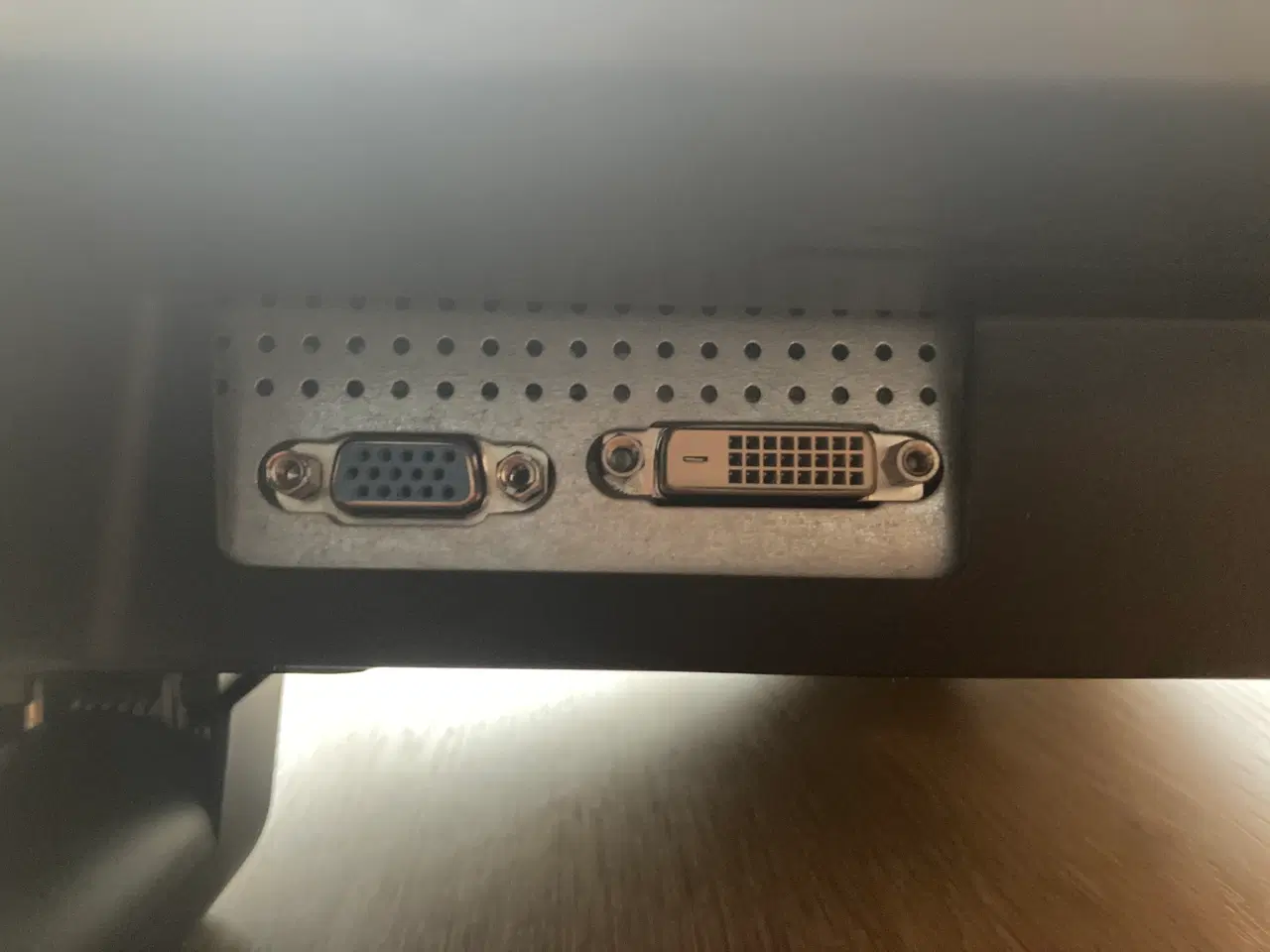 Billede 4 - Samsung 24" monitor S24B420BW