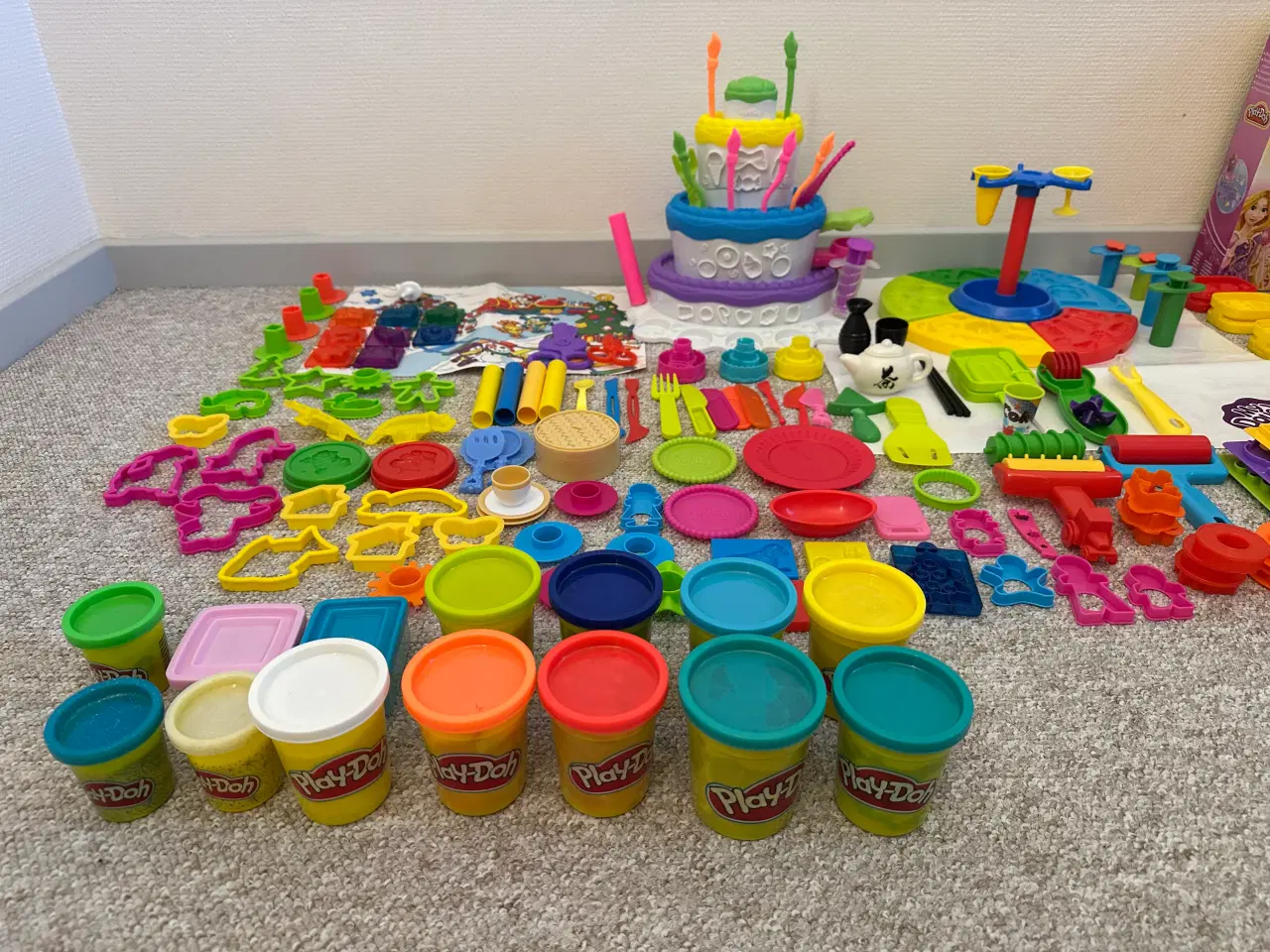 Billede 2 - Stort sæt Play-Doh