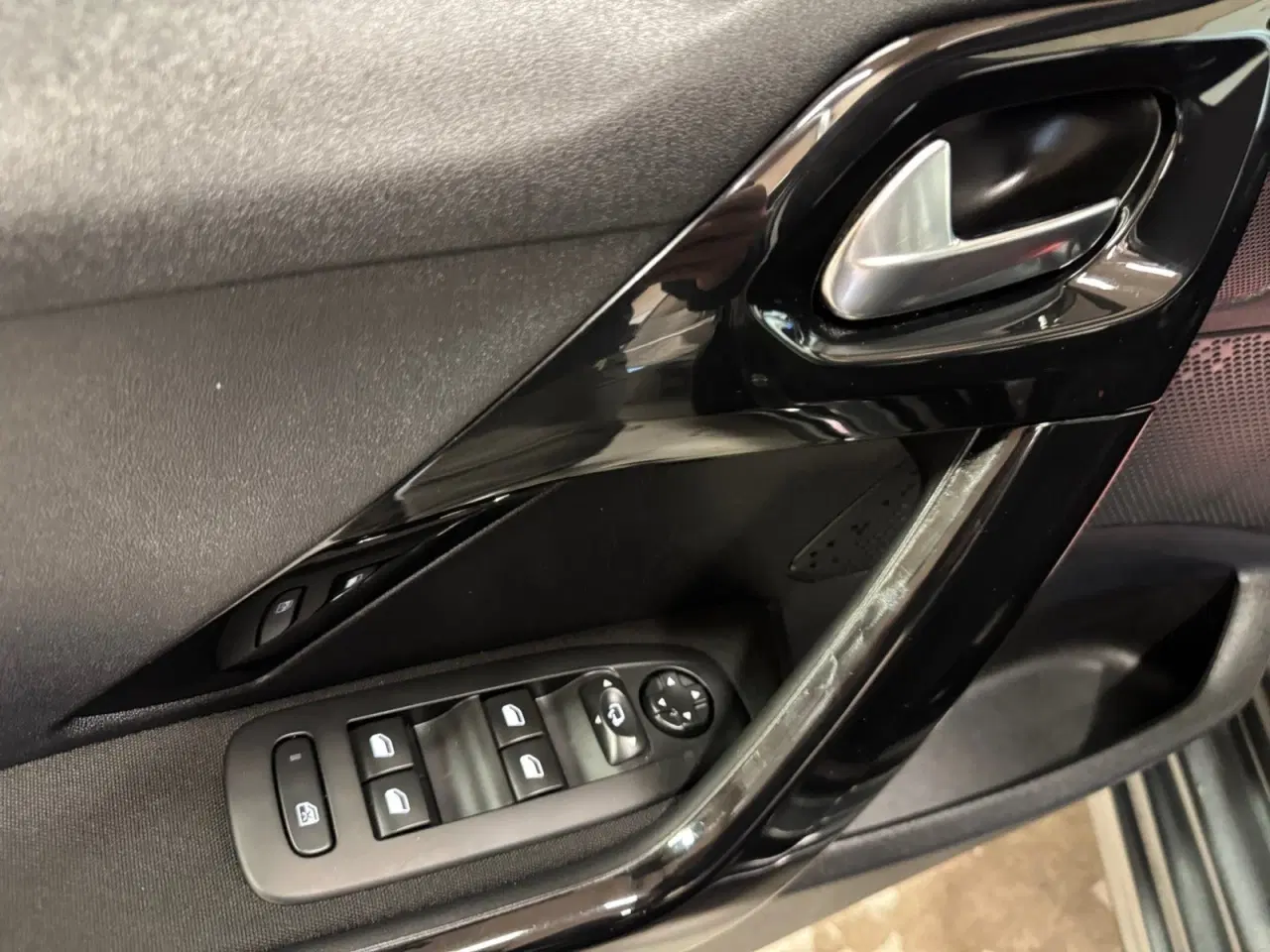 Billede 13 - Peugeot 208 1,2 VTi 82 Allure