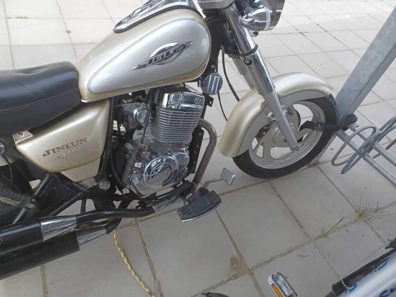 Billede 4 - Billig helårs motorcykel