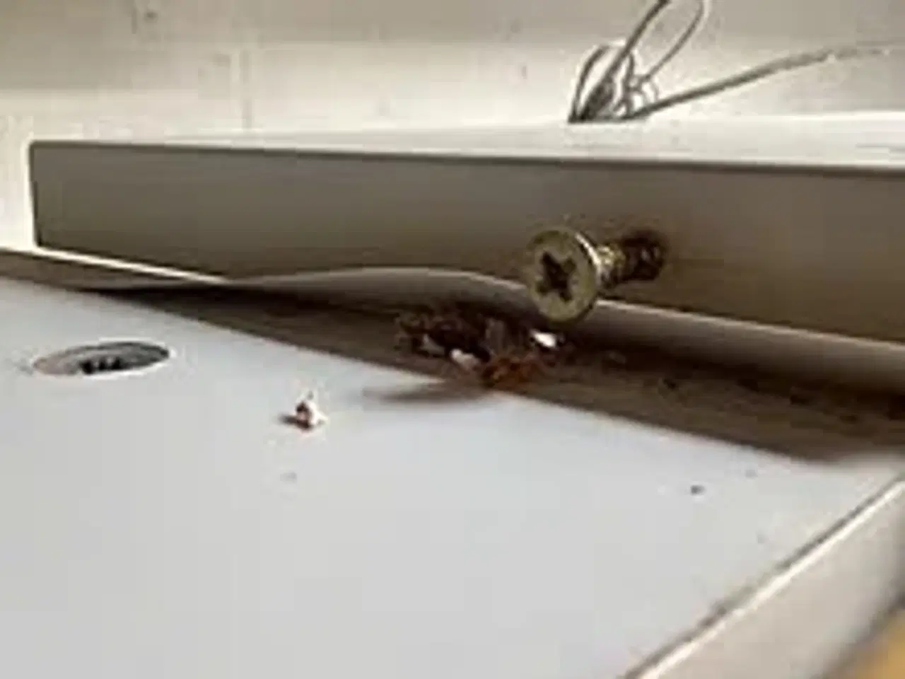 Billede 5 - Badeværelses skab m/ spejl