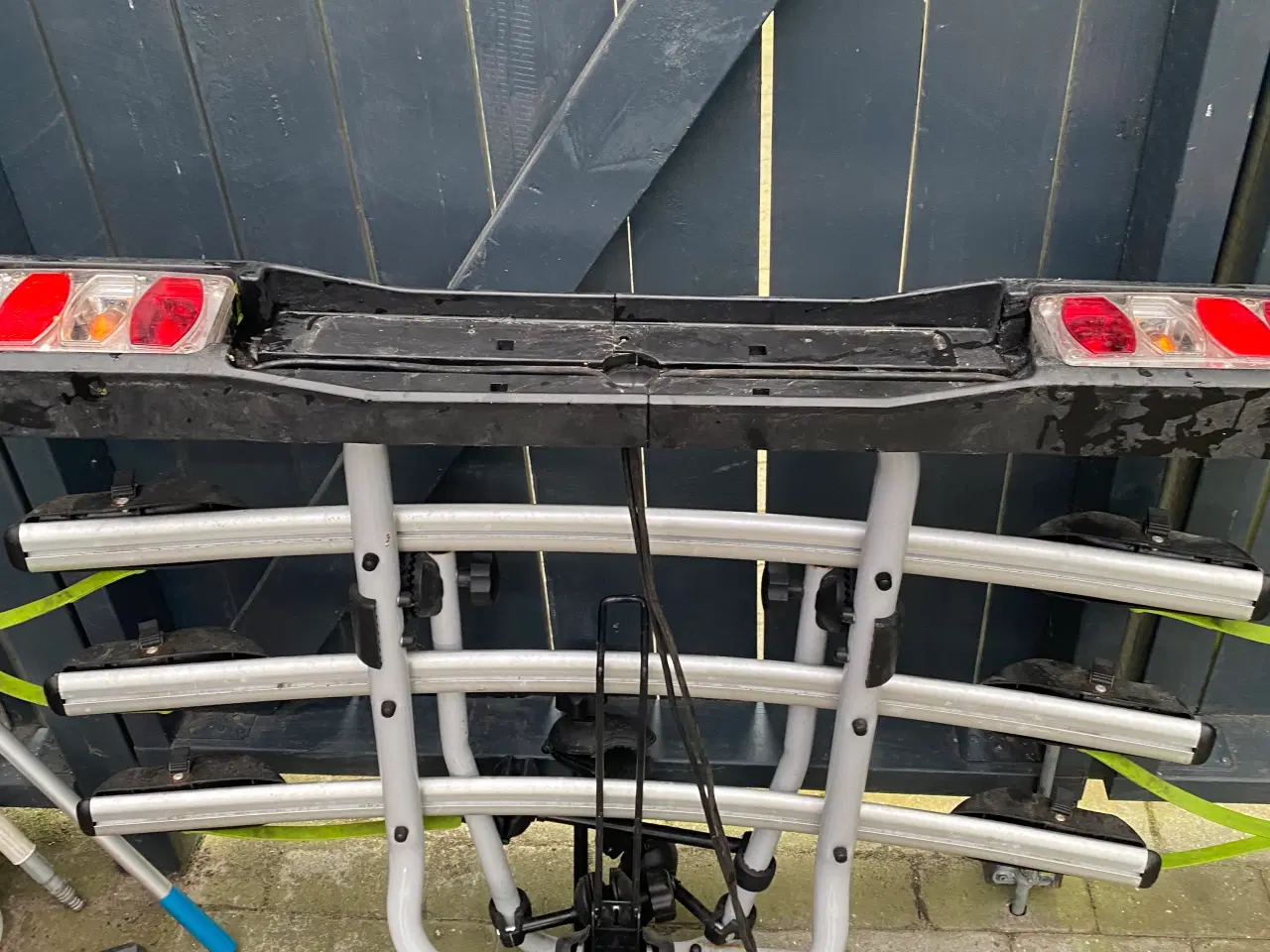 Billede 3 - Cykel holder til 4 cykler med lygte bom 