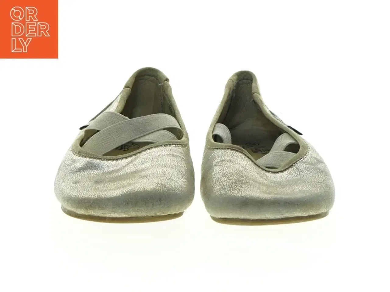 Billede 2 - Guld ballerinasko fra Petit Sofie Schnoor (str. 29)